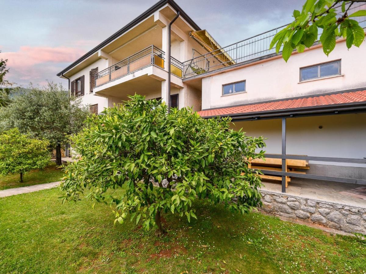 Apartments Vilma Ловран Экстерьер фото