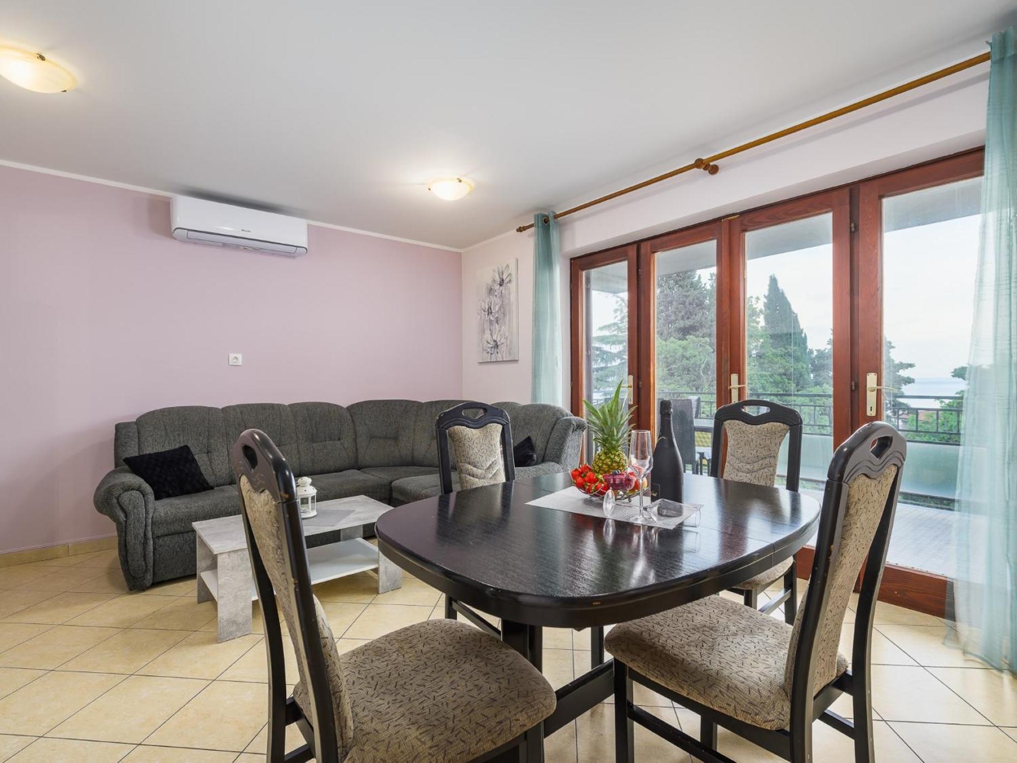Apartments Vilma Ловран Номер фото